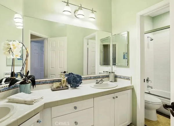 $9,500 | 948 Ellesmere Way, Oak Park, CA 91377