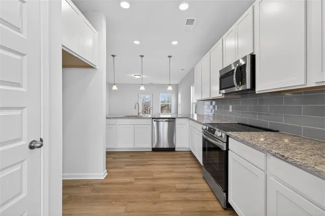 $389,900 | 81 Roxeywood Way, Winder, GA 30680