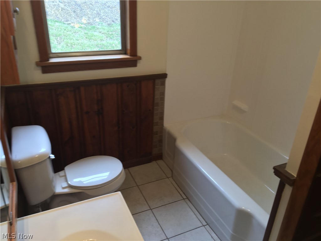 521 Spring Heights Road Bridgeport, OH 43912 - Photo 8 of 29 Gallery Image 8