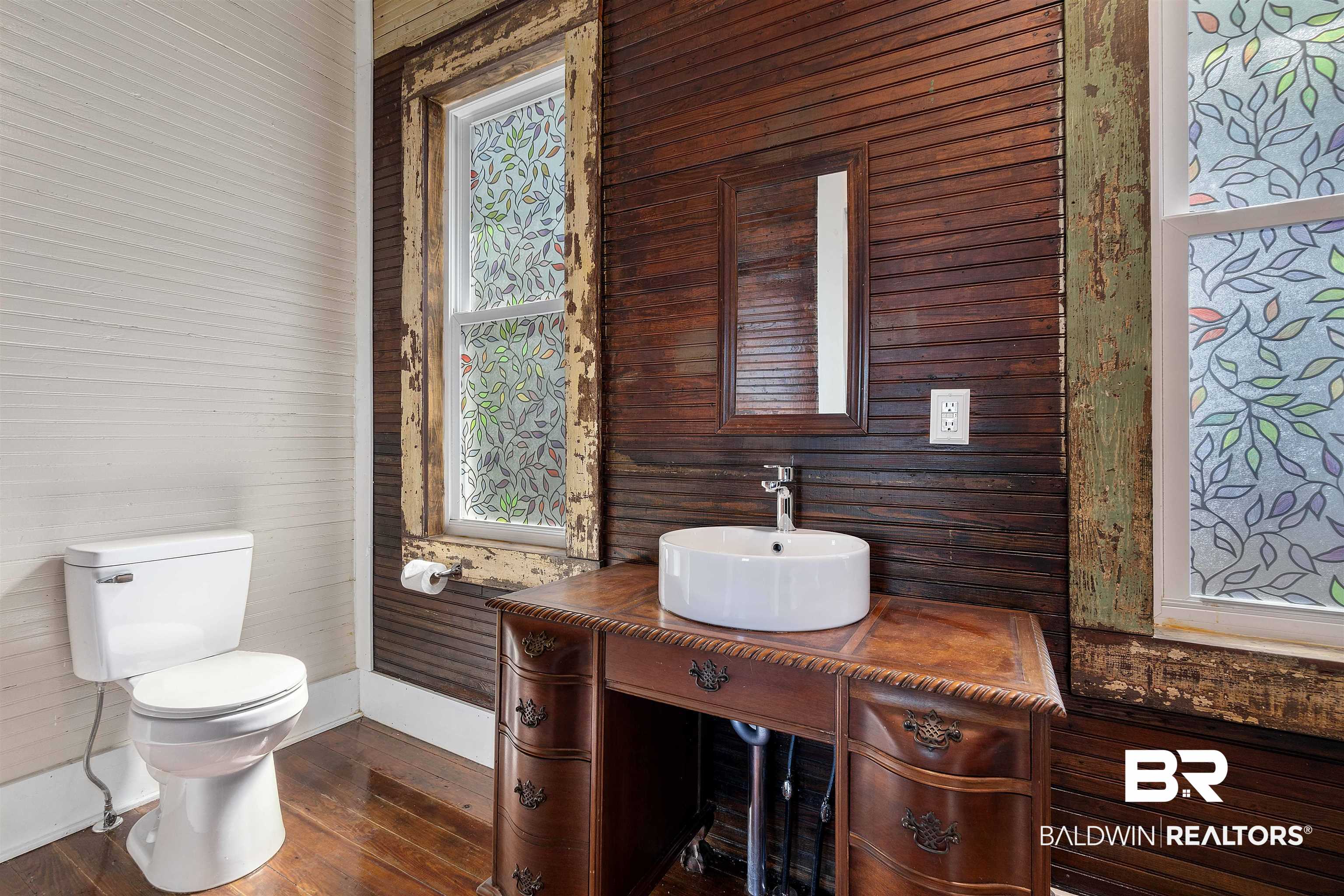 906 Texas Street Mobile, AL 36604 - Photo 16 of 25 Master Bath