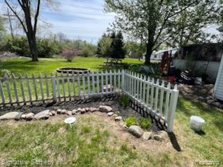 118 Daley Road Lapeer, MI 48446 - Photo 22 of 31