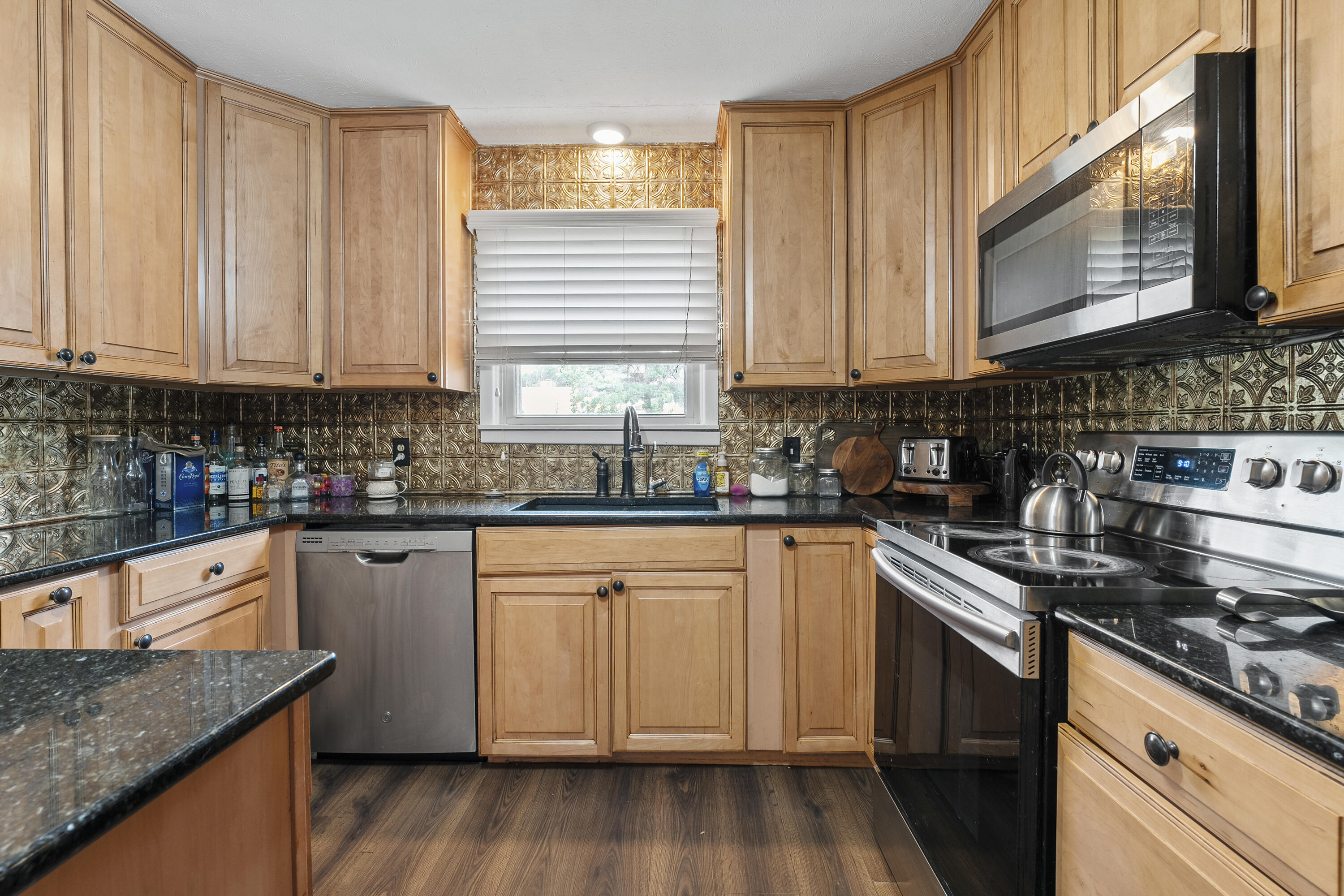 1901 55th Street Lubbock, TX 79412 - Photo 9 of 23 DSC04509