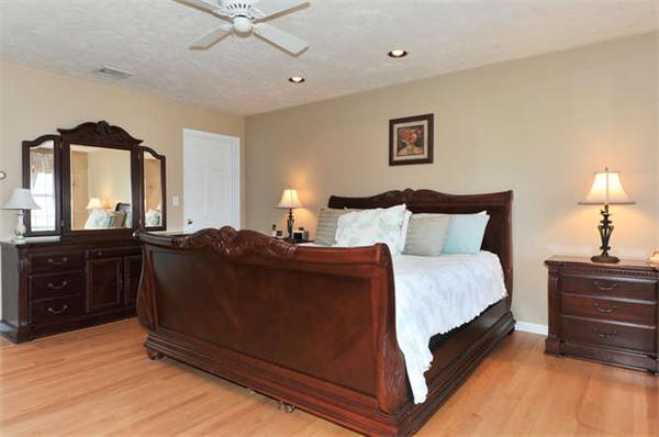 69 Kettle Hole Road Bolton, MA 01740 - Photo 15 of 30
