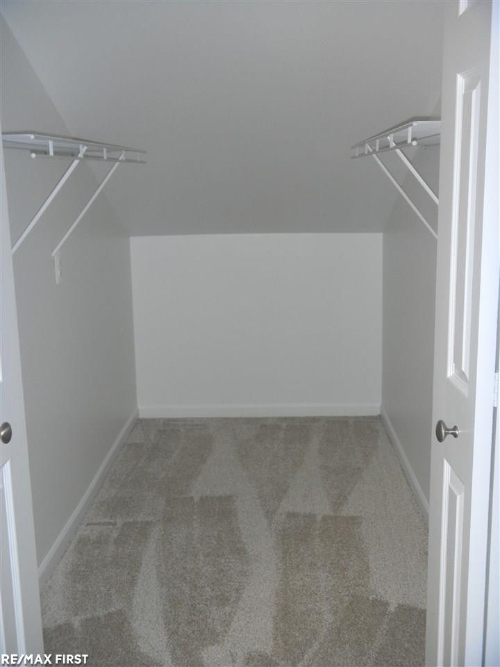 3618 Oakmonte Boulevard Rochester, MI 48306 - Photo 12 of 33
