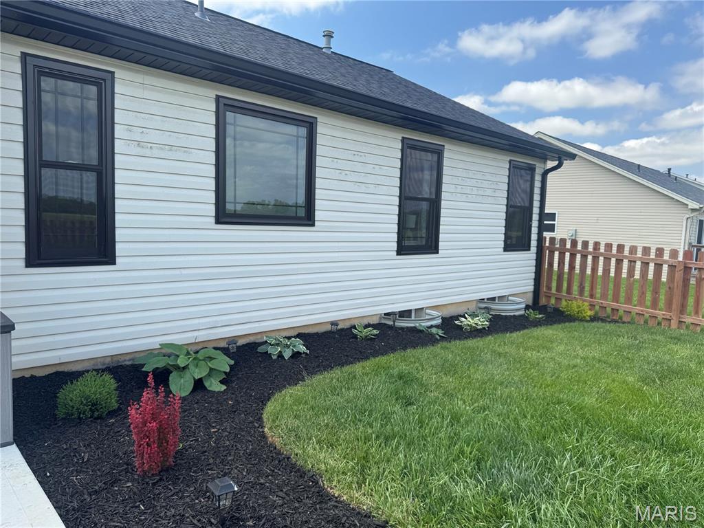 535 Shamrock Drive Waterloo, IL 62298 - Photo 11 of 39