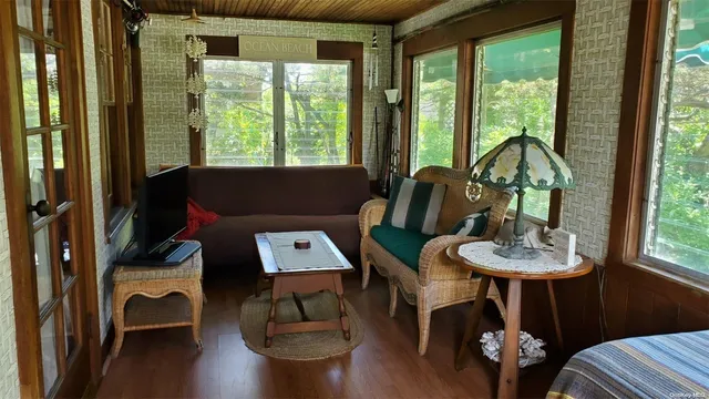 $24,000 | 250 Cottage Walk, Ocean Beach, NY 11770