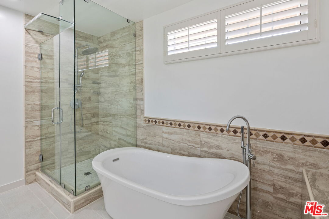 4310 Cahuenga Boulevard, Unit 203 Toluca Lake, CA 91602 - Photo 14 of 21