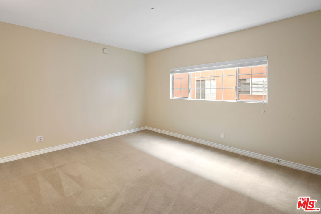 4310 Cahuenga Boulevard, Unit 203 Toluca Lake, CA 91602 - Photo 17 of 21