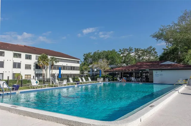 $179,900 | 2593 Countryside Boulevard, Unit 7203, Clearwater, FL 33761