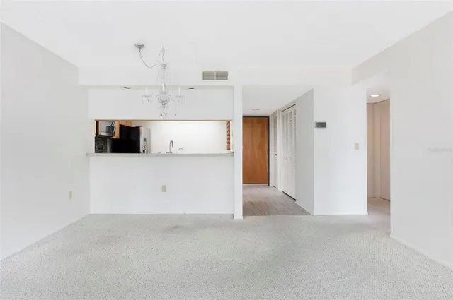 $179,900 | 2593 Countryside Boulevard, Unit 7203, Clearwater, FL 33761