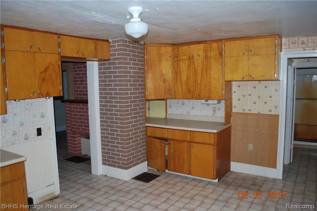 5675 Byron Road Howell, MI 48855 - Photo 19 of 32 clean (25).JPG