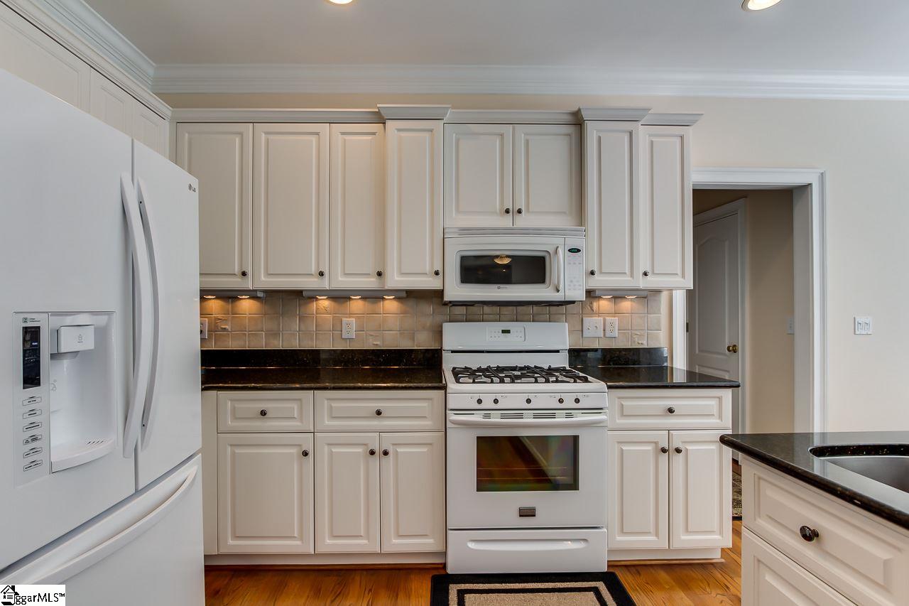 120 Bushberry Way Greer, SC 29650 - Photo 17 of 34 Gallery Image 17