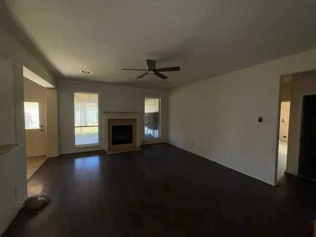 $1 | 18511 Skippers Helm, Humble, TX 77346