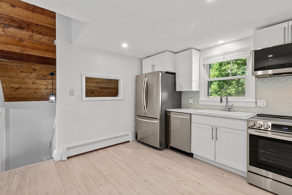 80 Norris Road Bourne, MA 02562 - Photo 9 of 37