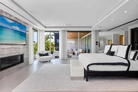 $17,995,000 | 650 Royal Plaza Drive, Fort Lauderdale, FL 33301