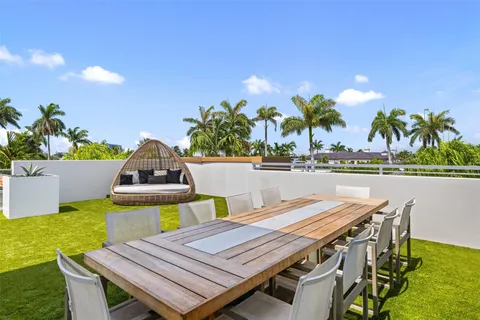 $17,995,000 | 650 Royal Plaza Drive, Fort Lauderdale, FL 33301