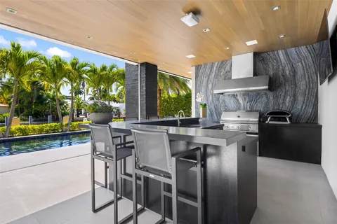 $17,995,000 | 650 Royal Plaza Drive, Fort Lauderdale, FL 33301