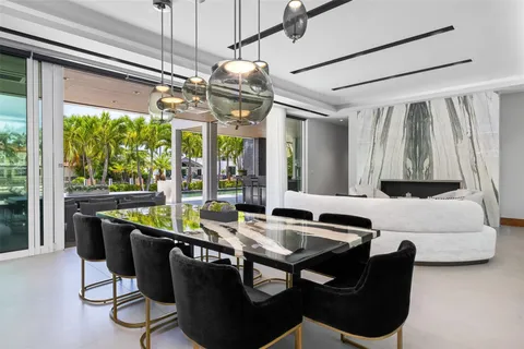 $17,995,000 | 650 Royal Plaza Drive, Fort Lauderdale, FL 33301