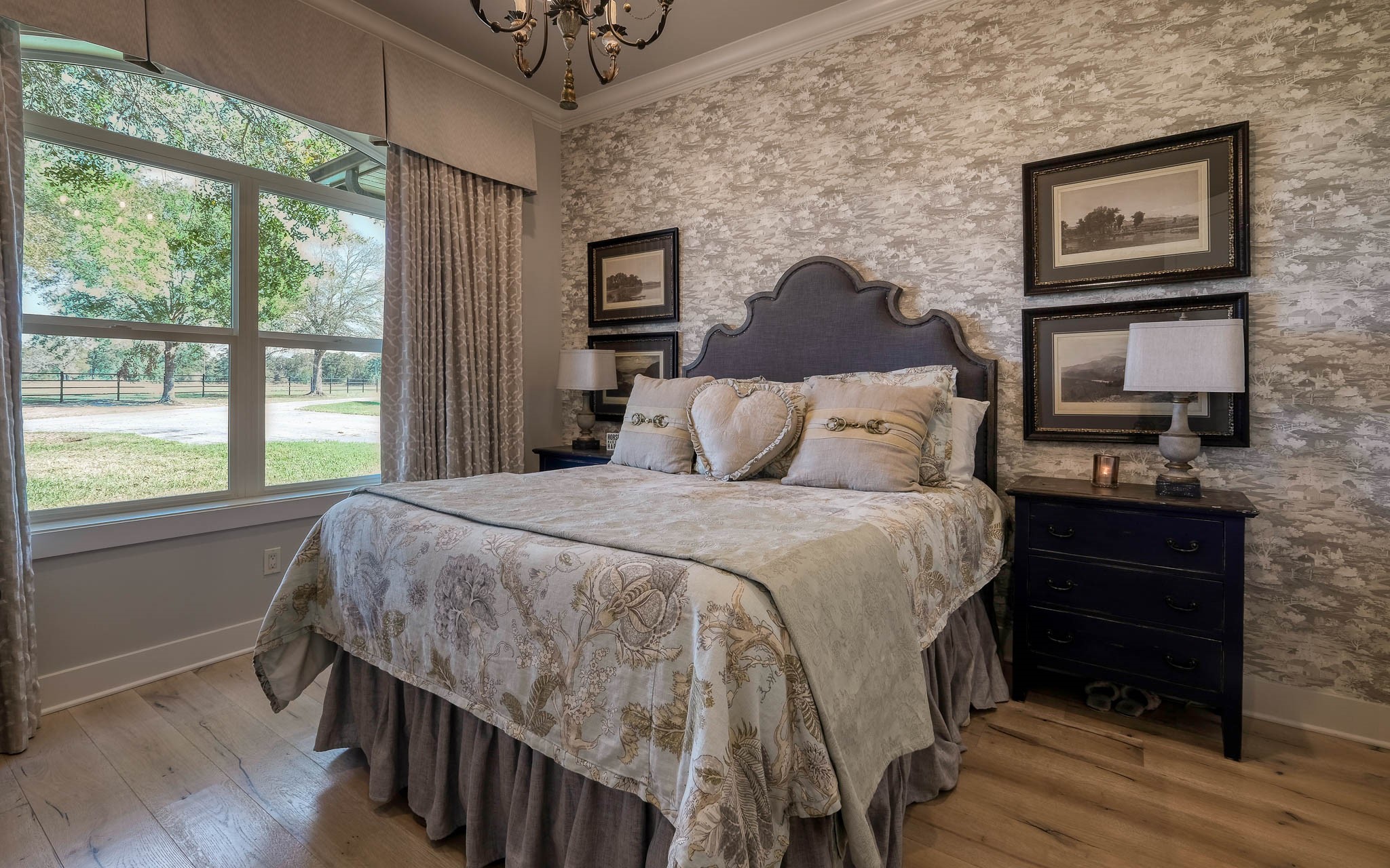 22474 Kmiec Road Hempstead, TX 77445 - Photo 27 of 50 2nd bedroom with attractive accent wall and beautiful views.