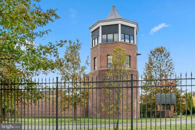 $525,000 | 8970 Fascination Court, Unit 315, Lorton, VA 22079