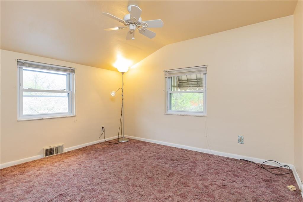 130 Jacks Run Road Pittsburgh, PA 15214 - Photo 21 of 25 Gallery Image 21