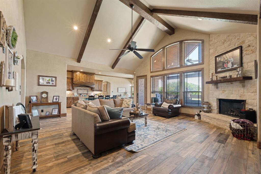 9833 Wildcat Ridge Godley, TX 76044 - Photo 6 of 40
