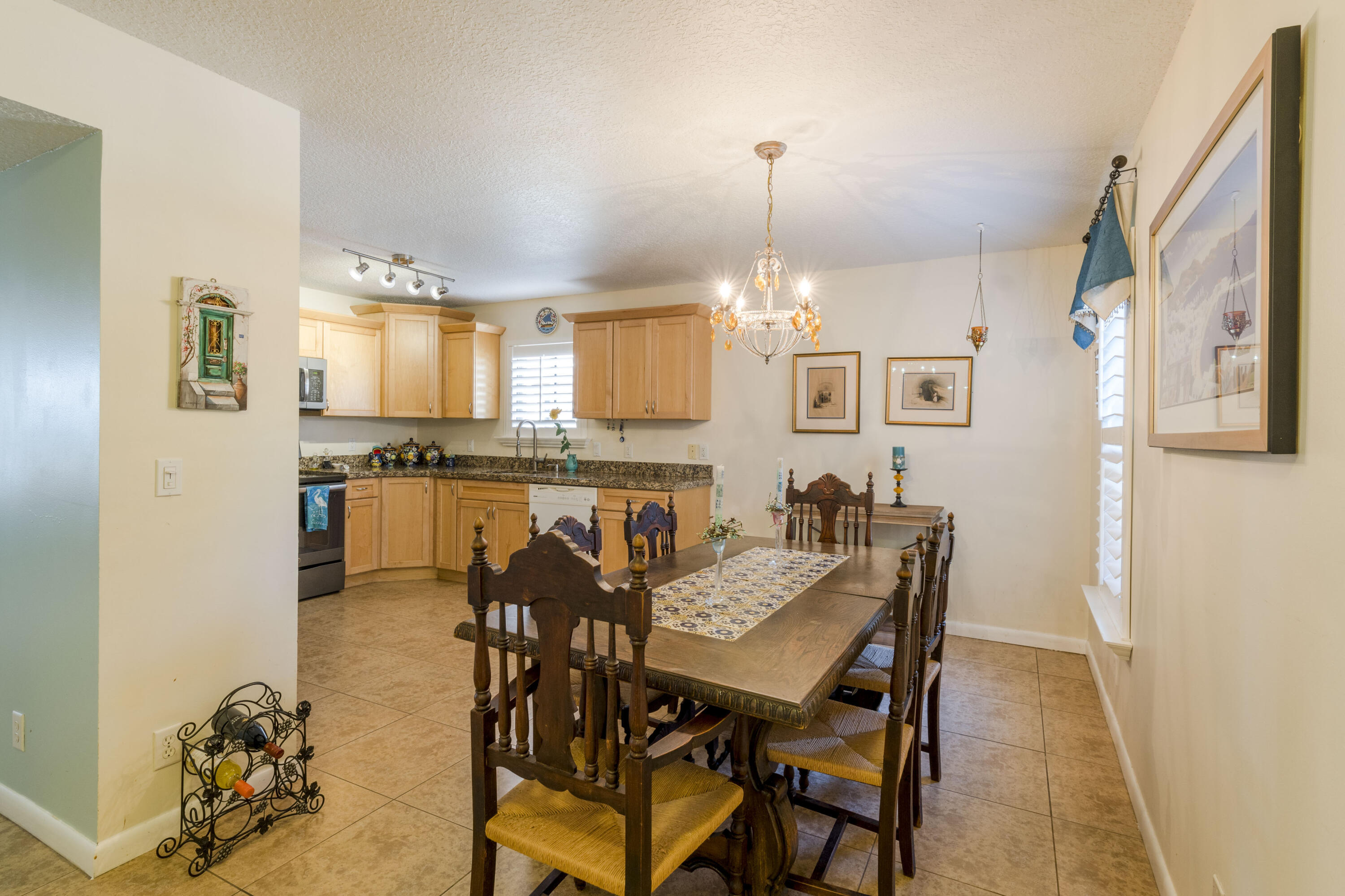 56 Maplecrest Circle Jupiter, FL 33458 - Photo 6 of 33 _IMG1239