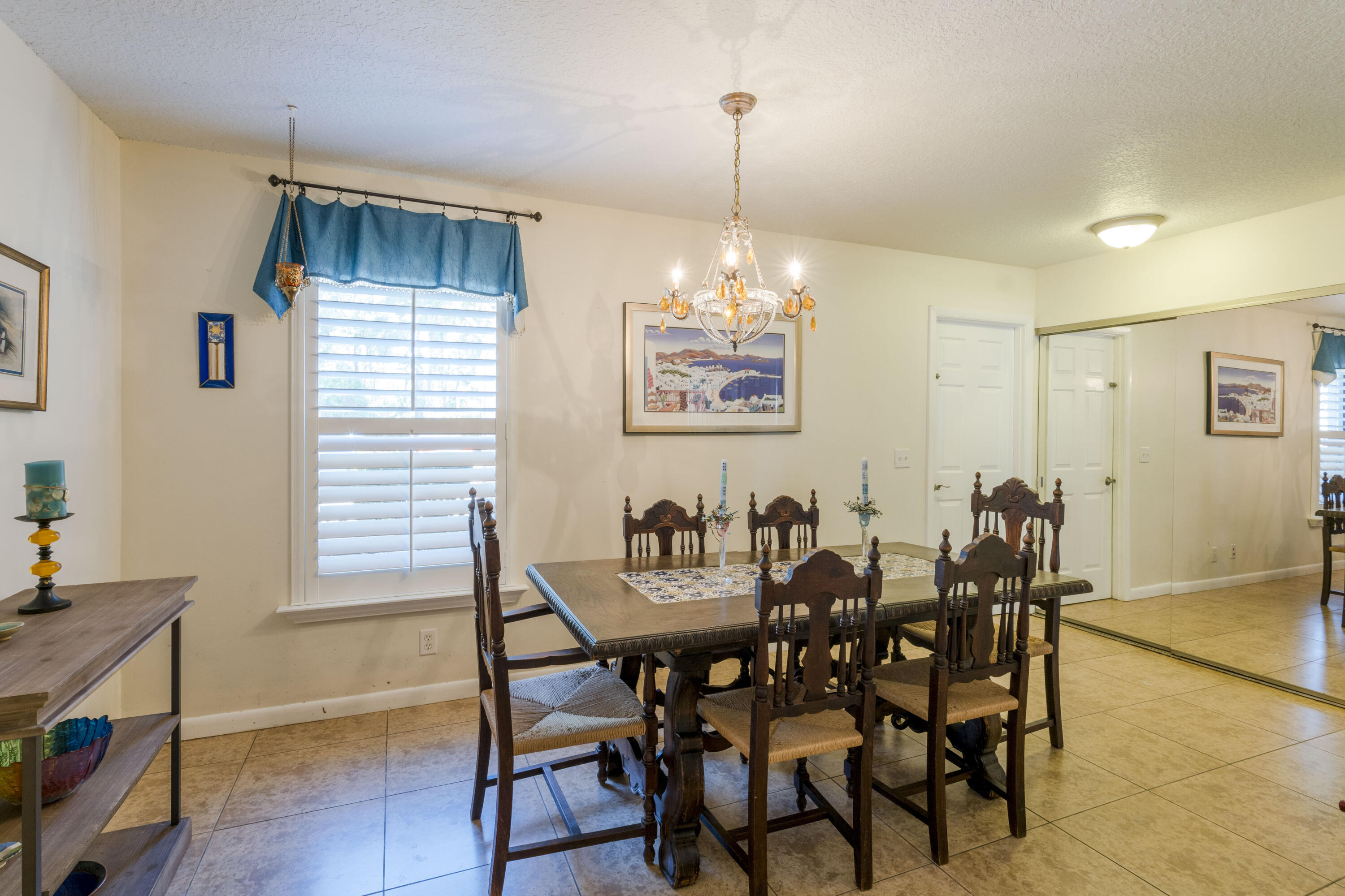 56 Maplecrest Circle Jupiter, FL 33458 - Photo 9 of 33 _IMG1242