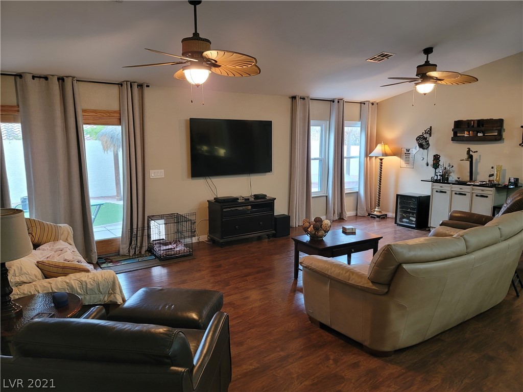 168 Ruby Ridge Avenue Henderson, NV 89002 - Photo 16 of 50 Gallery Image 16