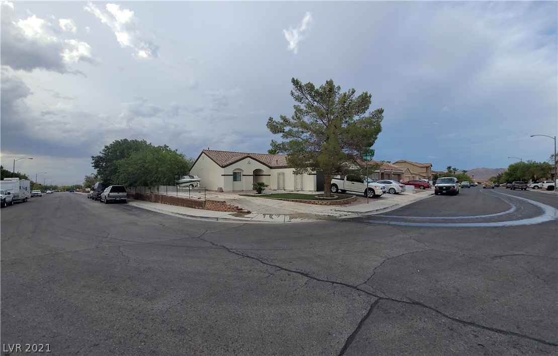 168 Ruby Ridge Avenue Henderson, NV 89002 - Photo 2 of 50 Gallery Image 2