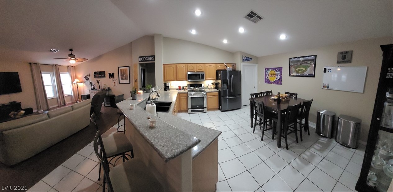 168 Ruby Ridge Avenue Henderson, NV 89002 - Photo 8 of 50 Gallery Image 8