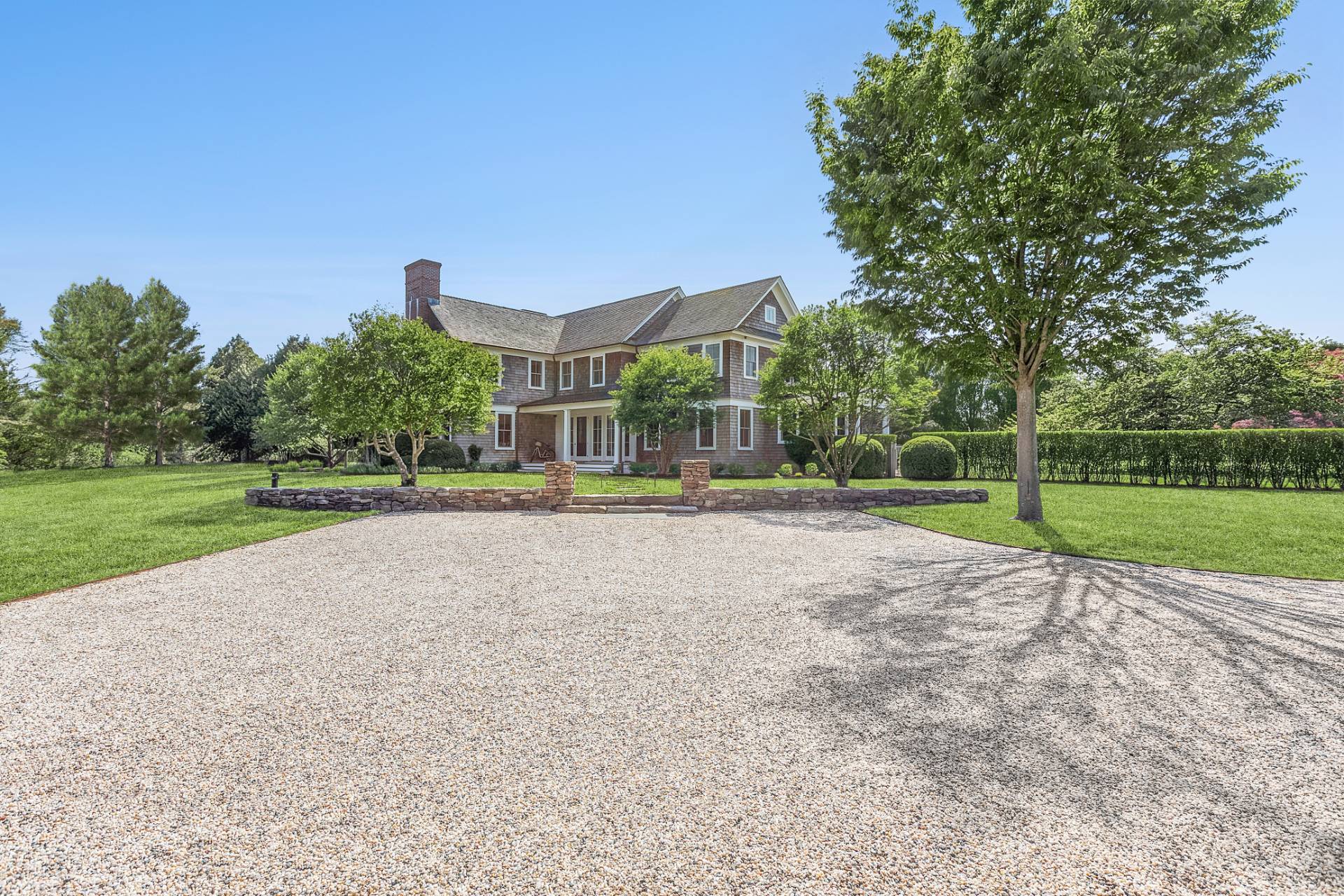 53 Matthews Lane Bridgehampton, NY 11932 - Photo 6 of 50
