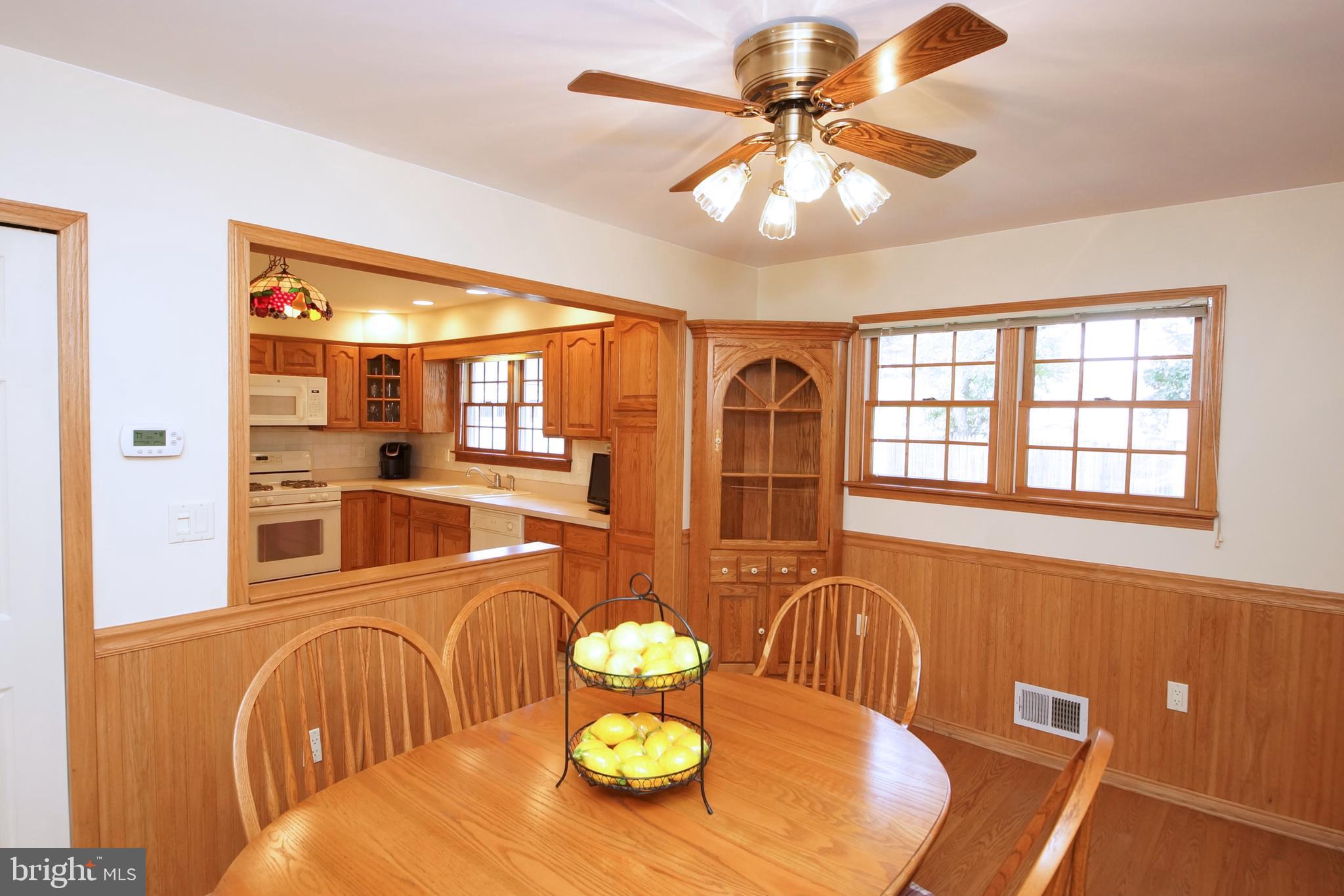 7 Edgemont Road Hamilton, NJ 08620 - Photo 11 of 37