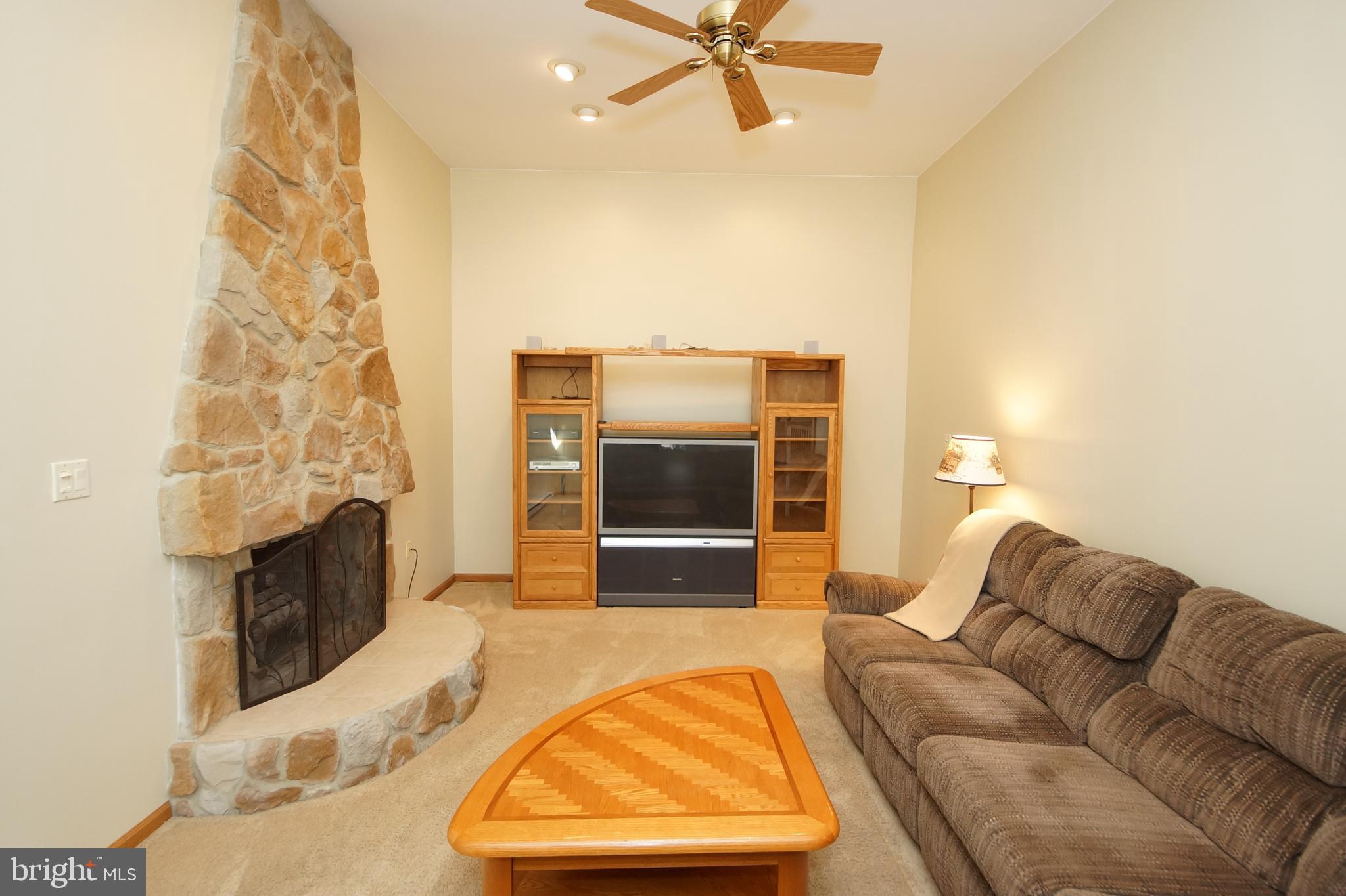 7 Edgemont Road Hamilton, NJ 08620 - Photo 23 of 37