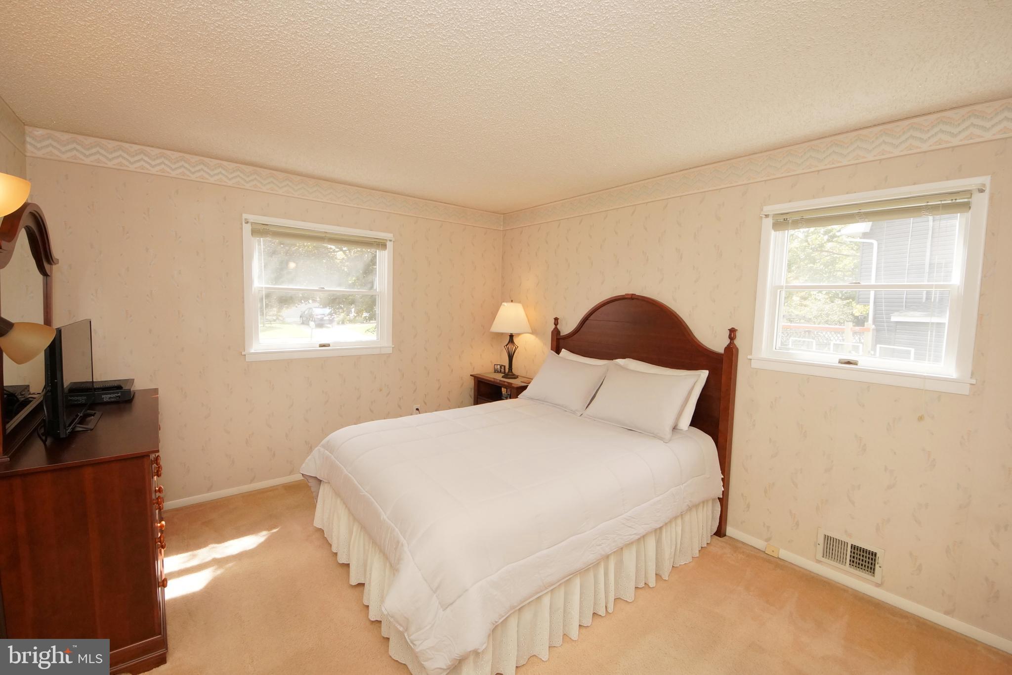 7 Edgemont Road Hamilton, NJ 08620 - Photo 24 of 37
