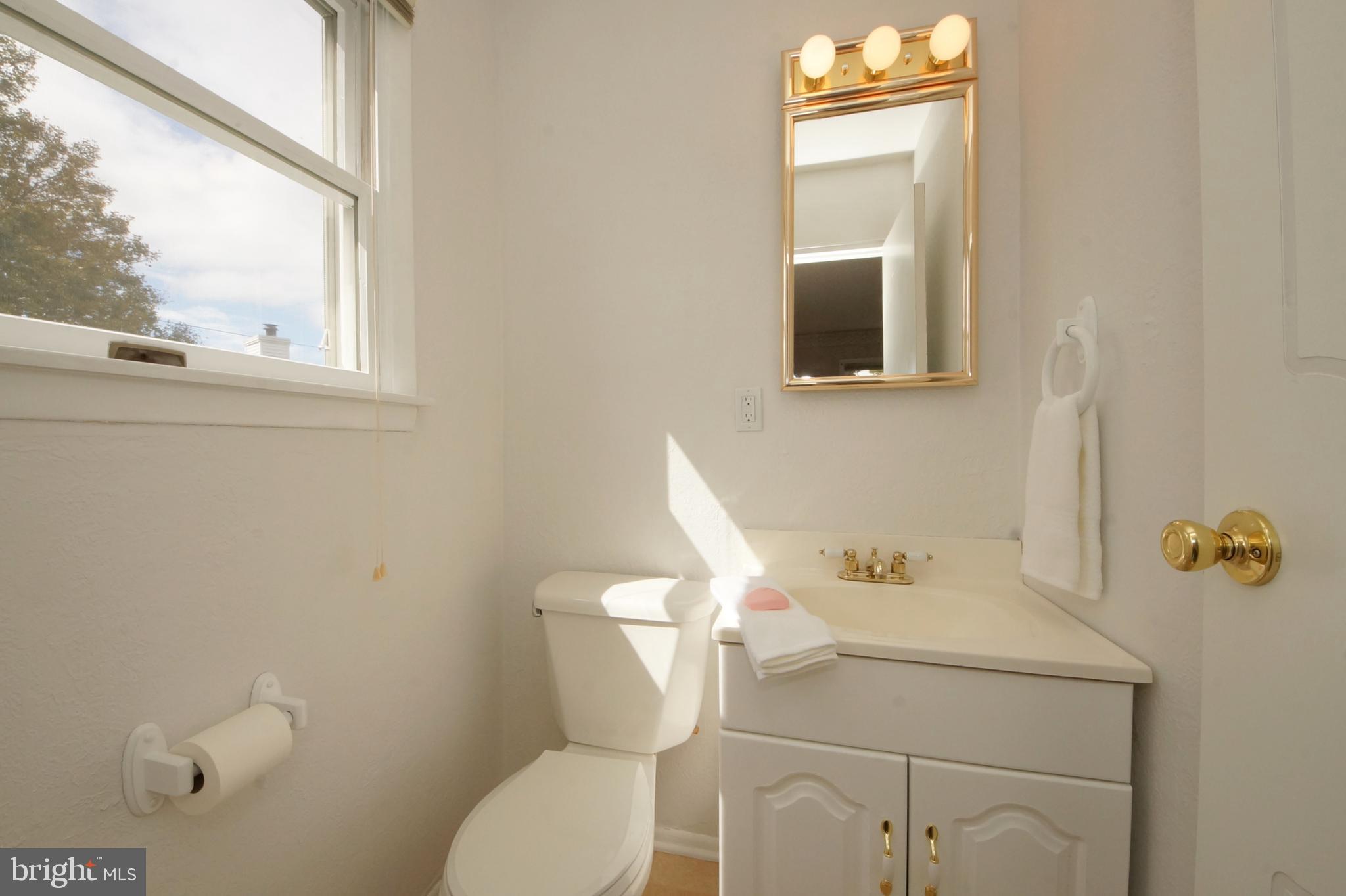 7 Edgemont Road Hamilton, NJ 08620 - Photo 26 of 37