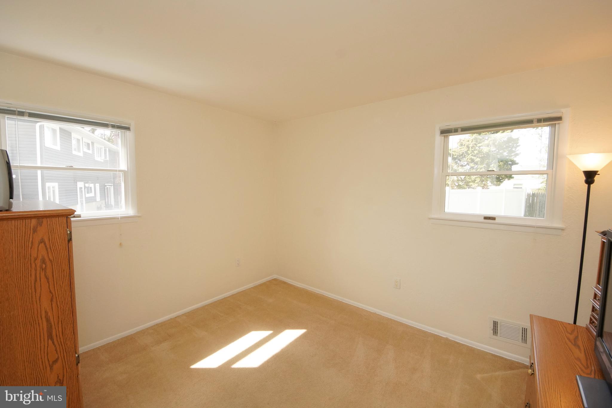 7 Edgemont Road Hamilton, NJ 08620 - Photo 27 of 37