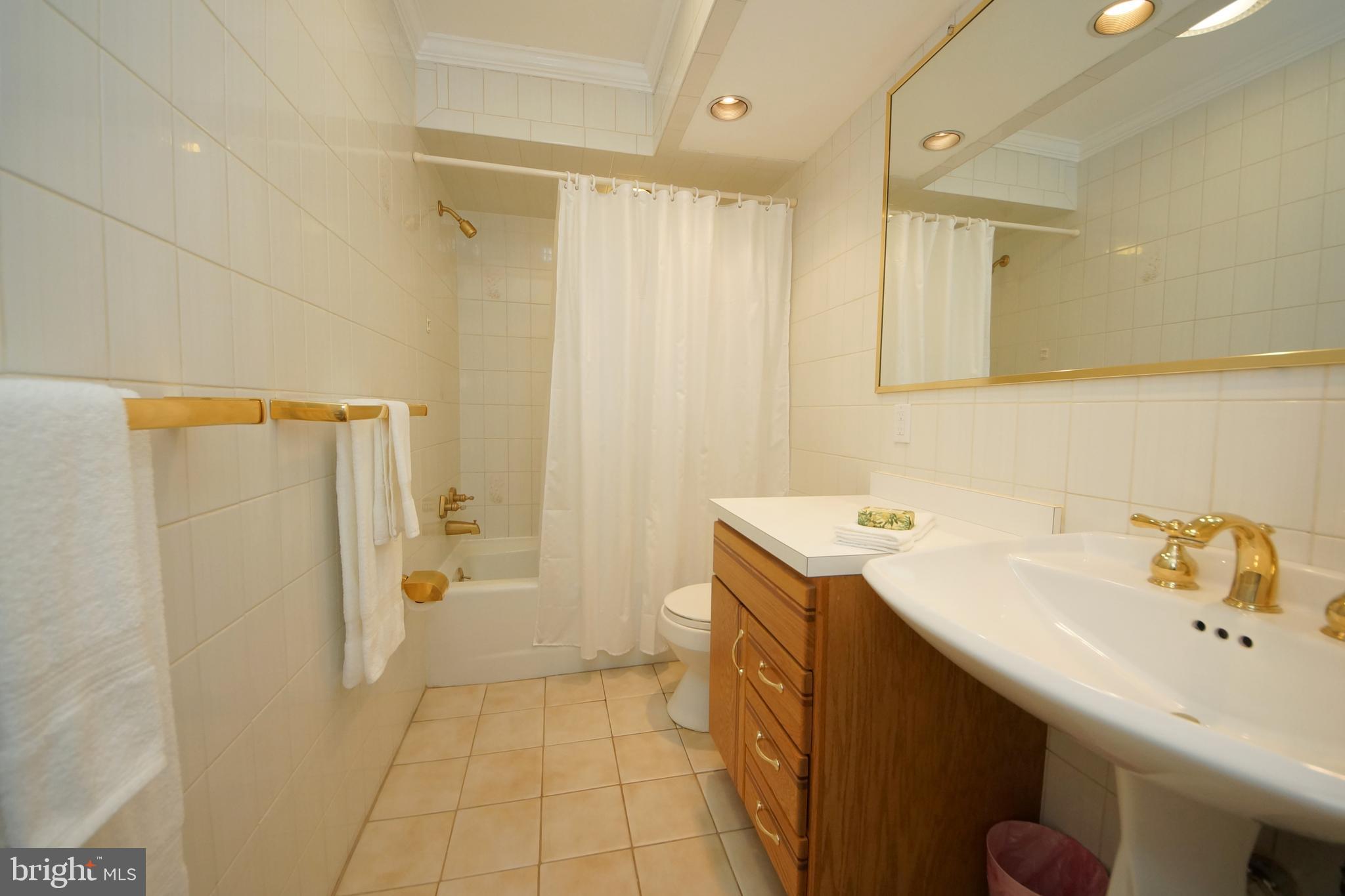 7 Edgemont Road Hamilton, NJ 08620 - Photo 31 of 37