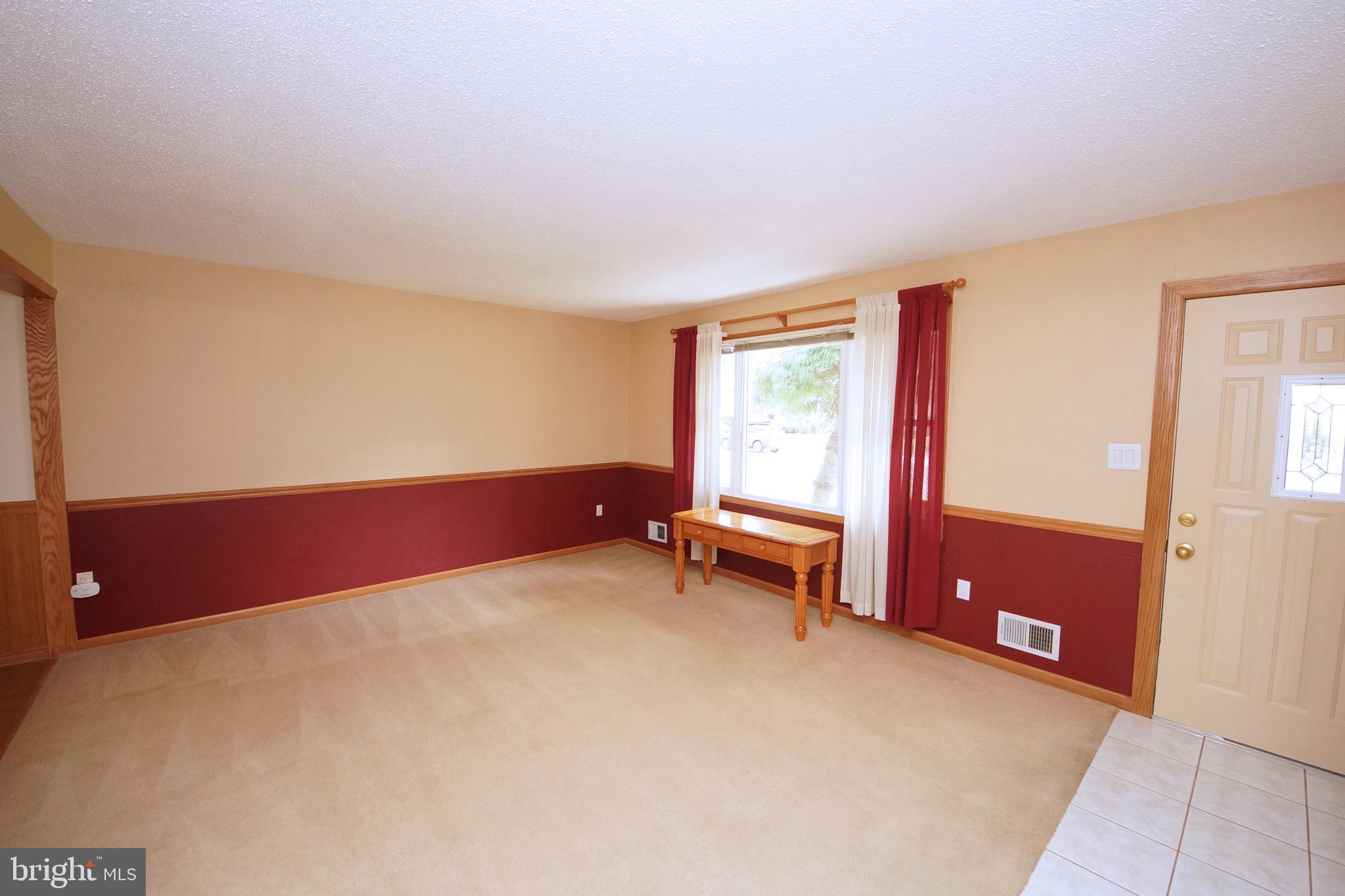 7 Edgemont Road Hamilton, NJ 08620 - Photo 6 of 37
