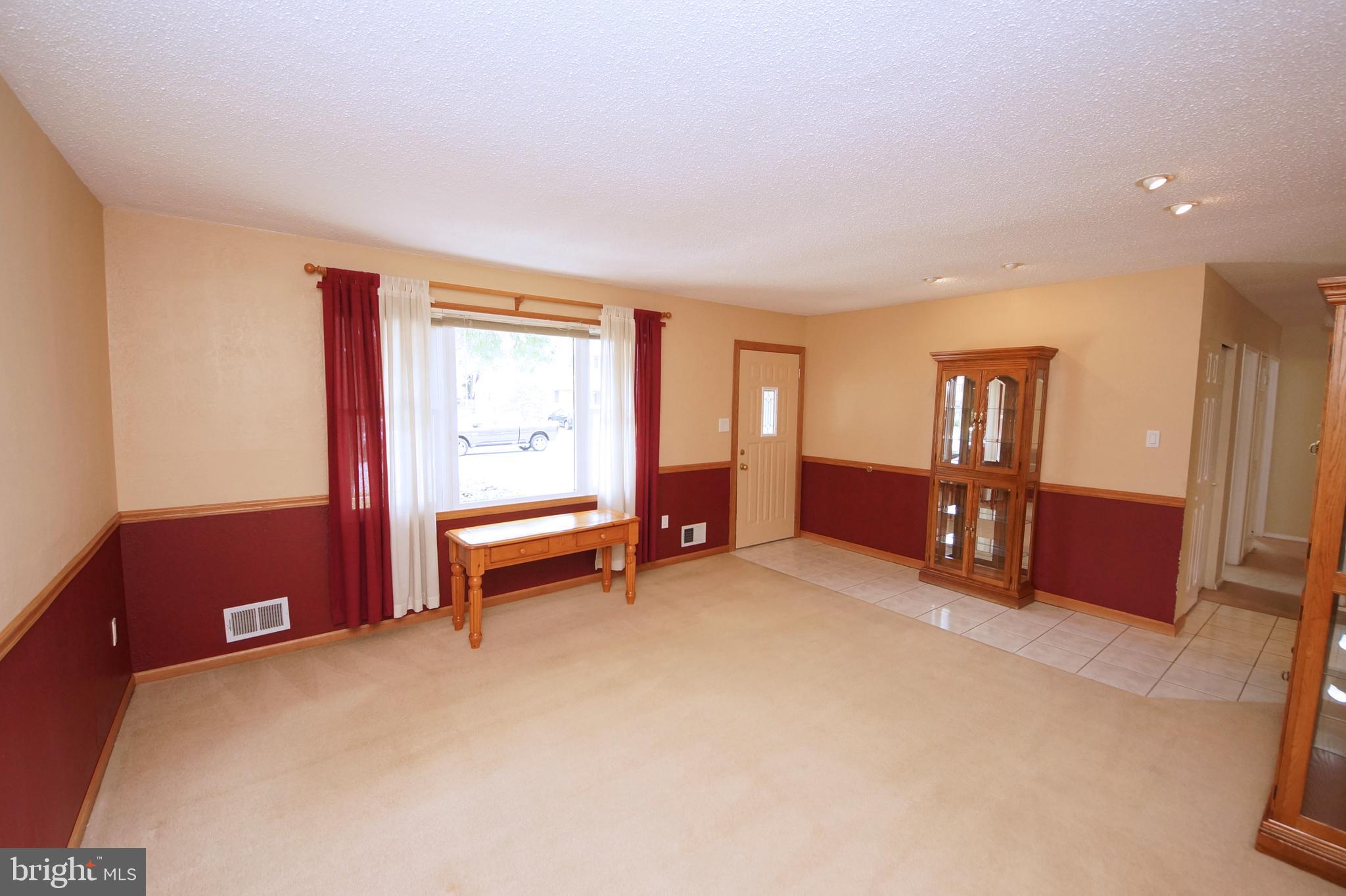 7 Edgemont Road Hamilton, NJ 08620 - Photo 7 of 37