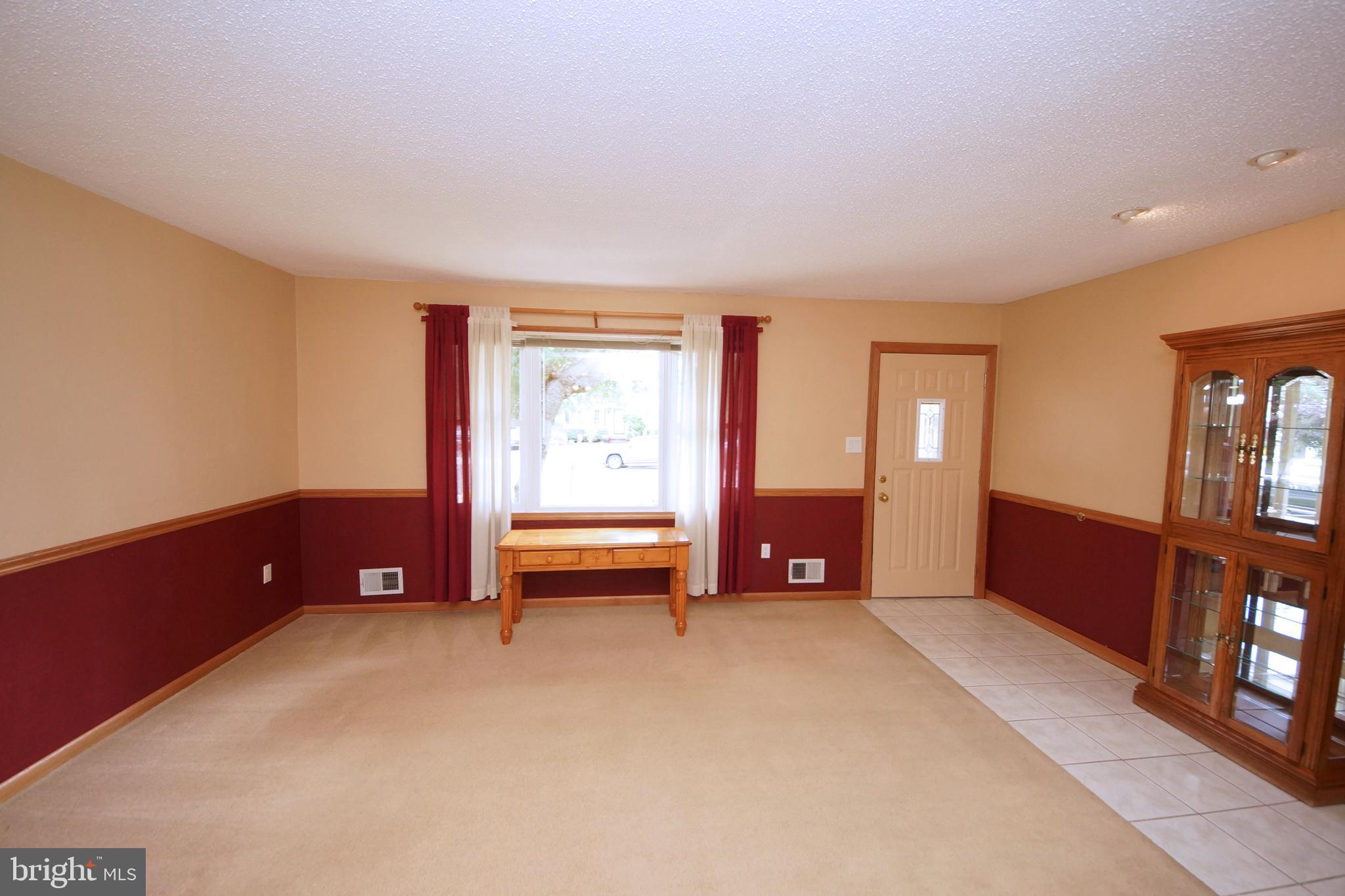 7 Edgemont Road Hamilton, NJ 08620 - Photo 9 of 37