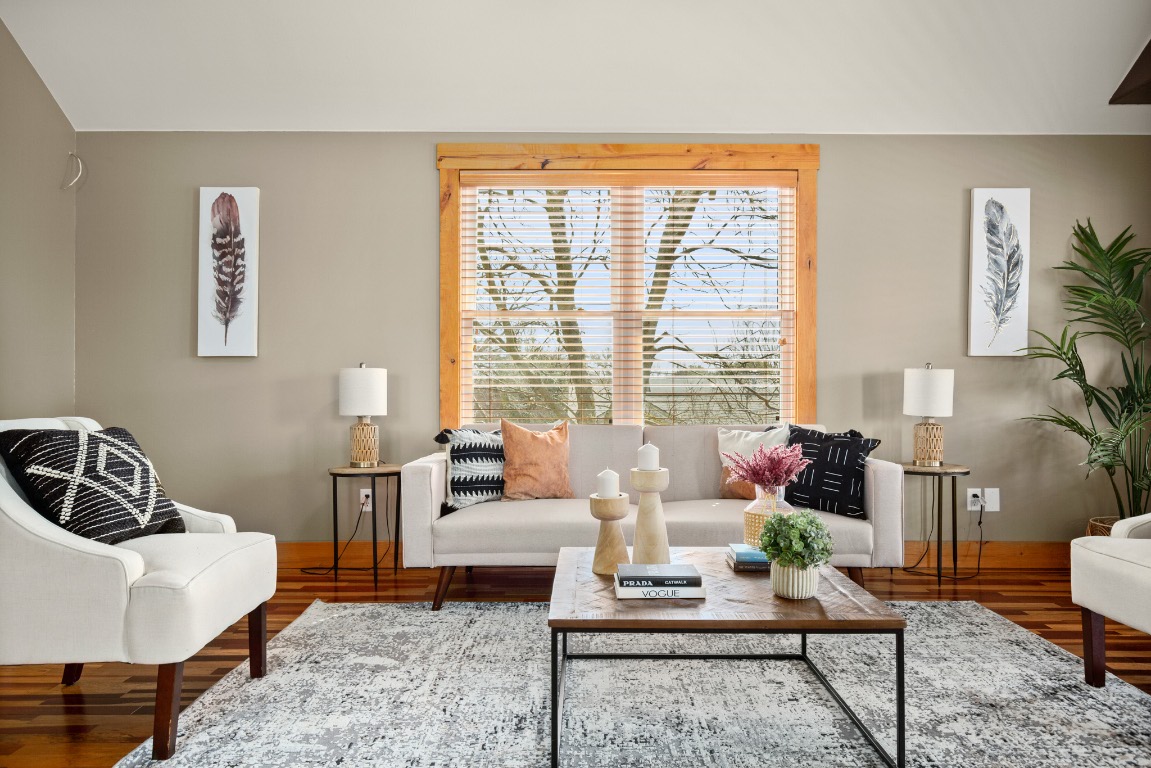 912 East 51st Street Austin, TX 78751 - Photo 36 of 38 a living room with furniture and a window