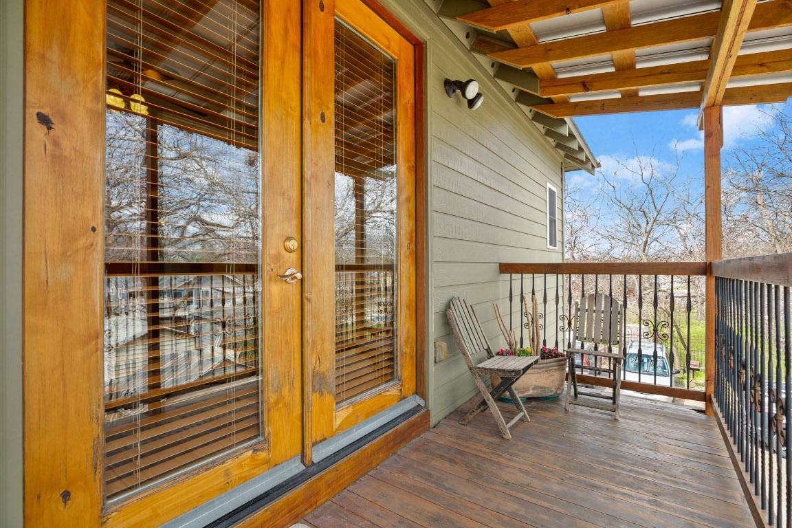 912 East 51st Street Austin, TX 78751 - Photo 5 of 38 a view of a balcony with chairs