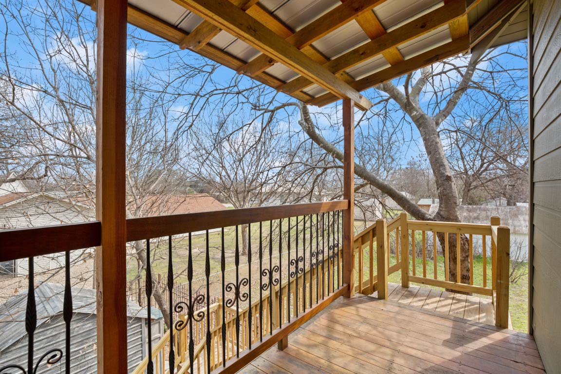 912 East 51st Street Austin, TX 78751 - Photo 6 of 38 a view of a porch with a backyard