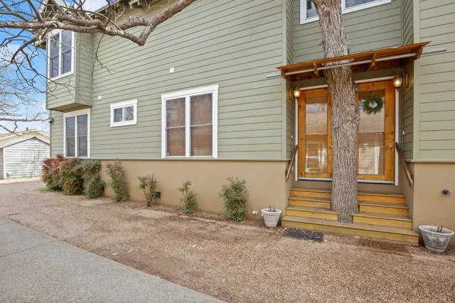 a view of a house with a outdoor space
