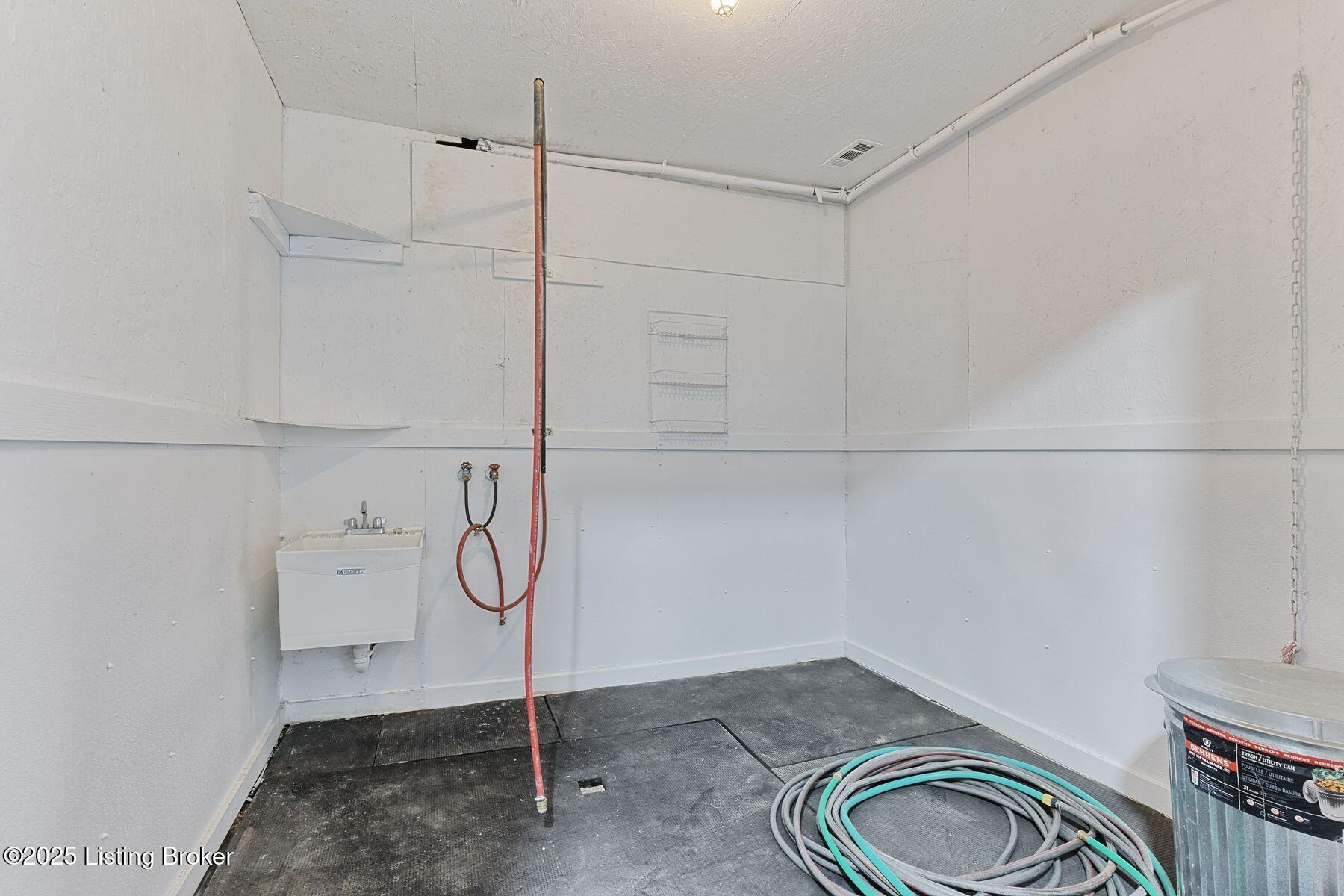 454 Veechdale Road Simpsonville, KY 40067 - Photo 82 of 100 photo_online_082