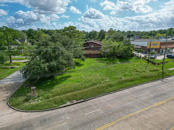 $145,000 | 520 Fm 517 Road West, Dickinson, TX 77539