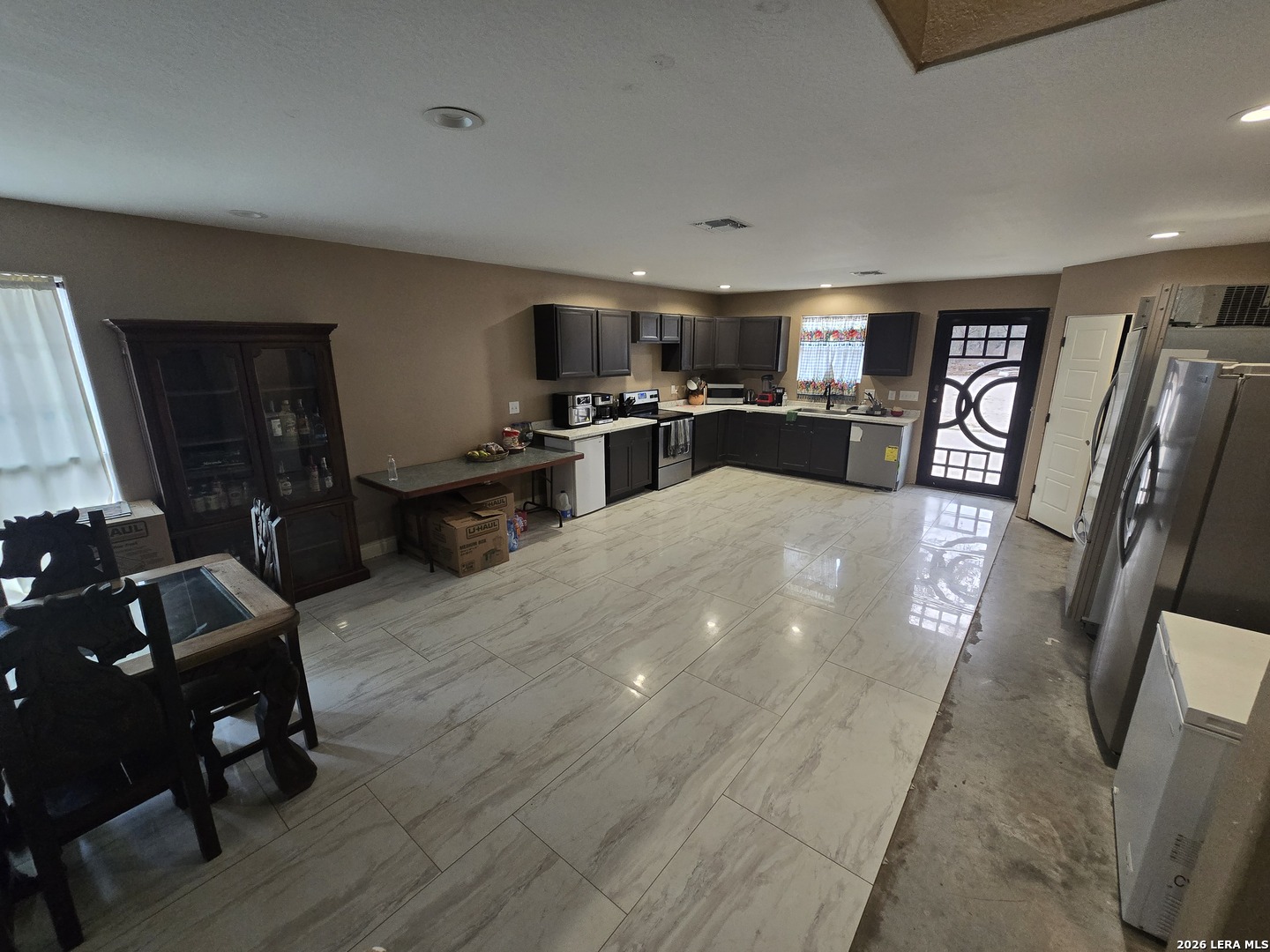 420 Highlands Loop Poteet, TX 78065 - Photo 14 of 49