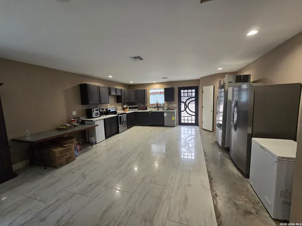 $550,000 | 420 Highlands Loop, Poteet, TX 78065