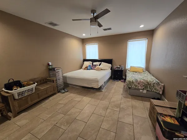 $550,000 | 420 Highlands Loop, Poteet, TX 78065